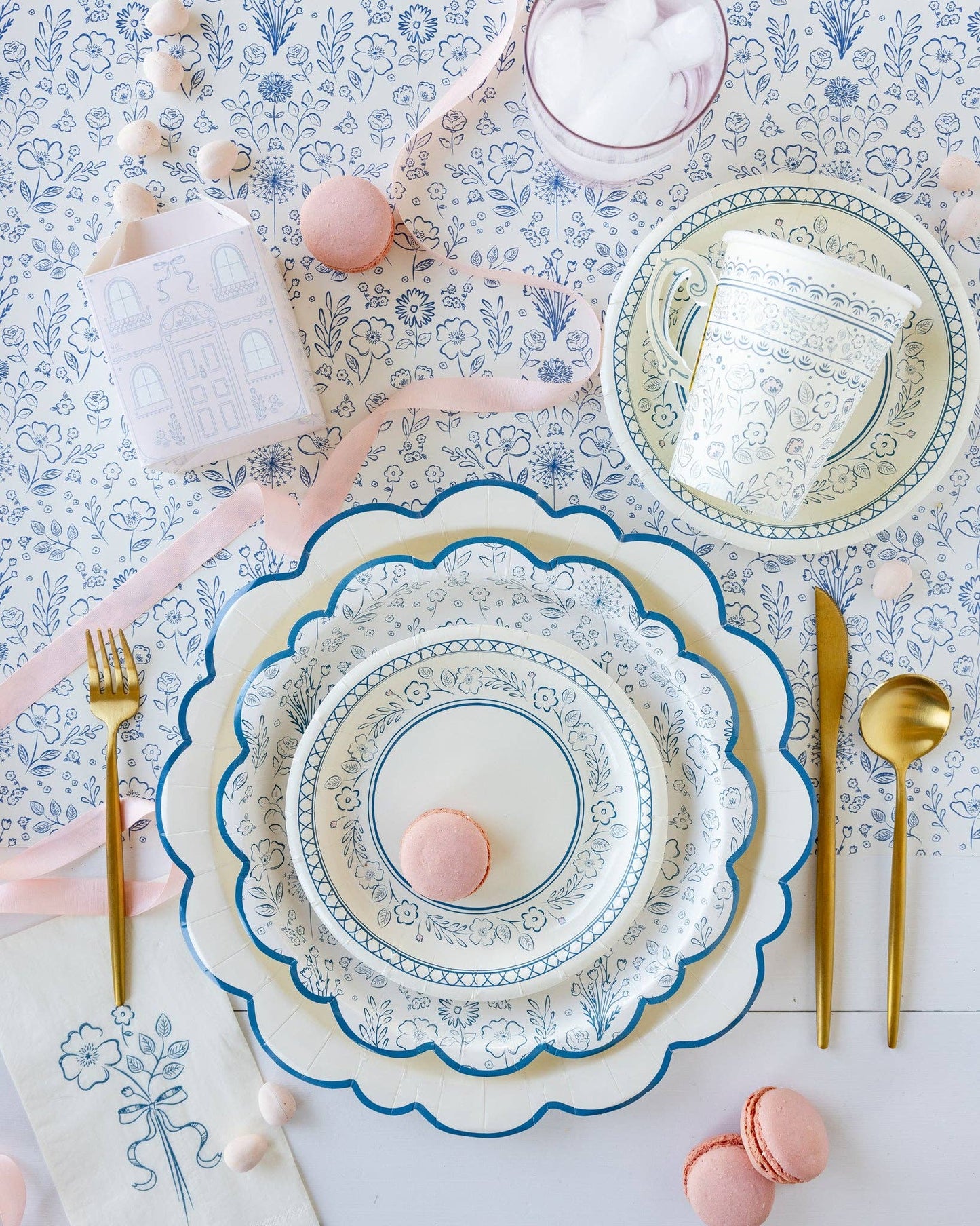 Pembroke Floral 7" Paper Dessert Plates