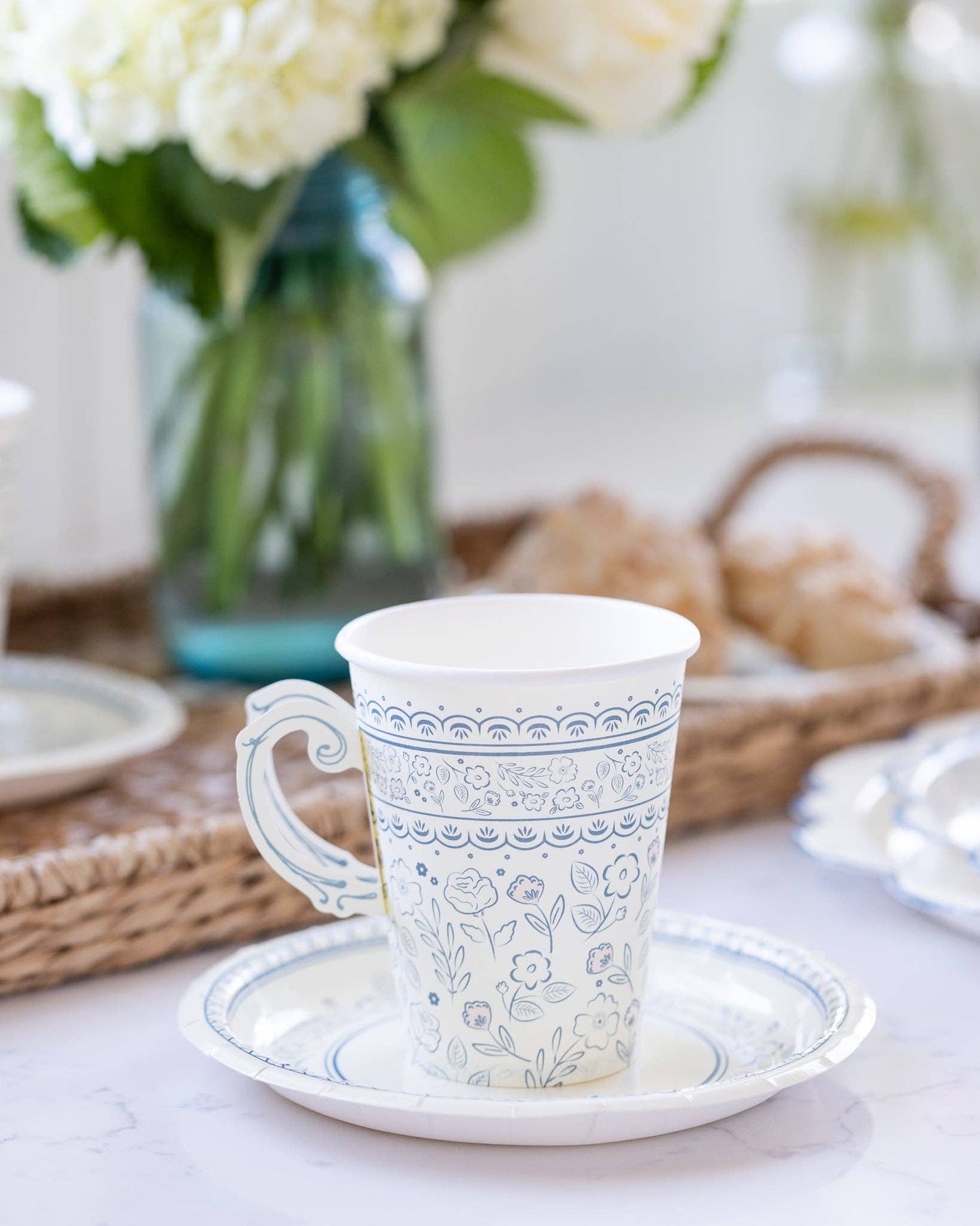 Pembroke Floral 7" Paper Dessert Plates
