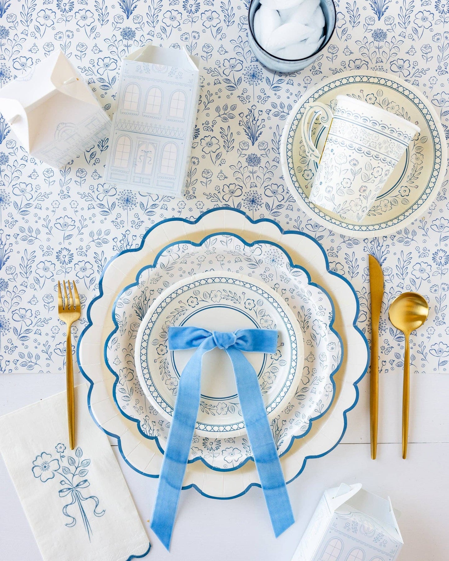 Pembroke Flower Paper Dinner Napkins